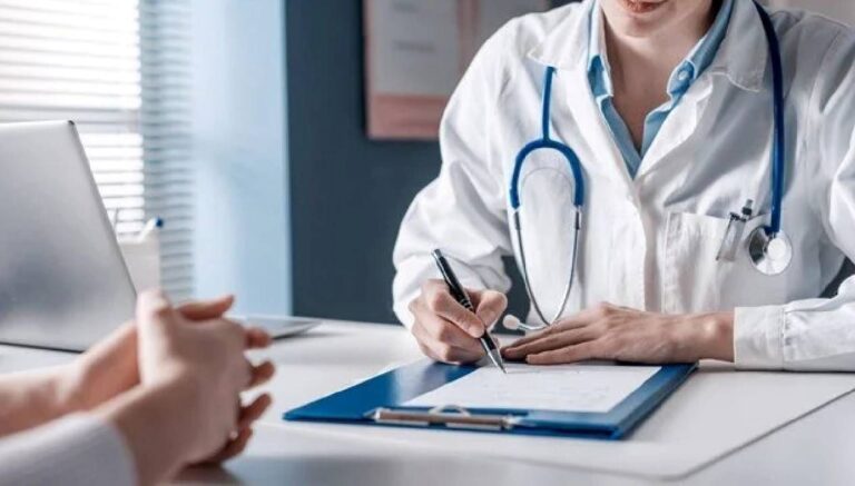 meclisten-gecti-doktorlar-en-fazla-iki-kurumda-calisabilecek-HajMrPR1.jpg