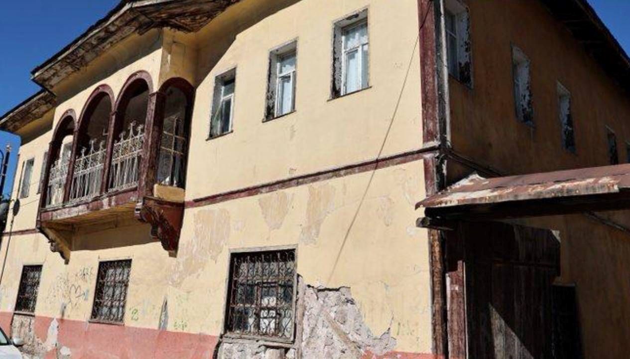 tescilli 156 yillik tarihi konak kamuya hibe edildi naJcrrGE