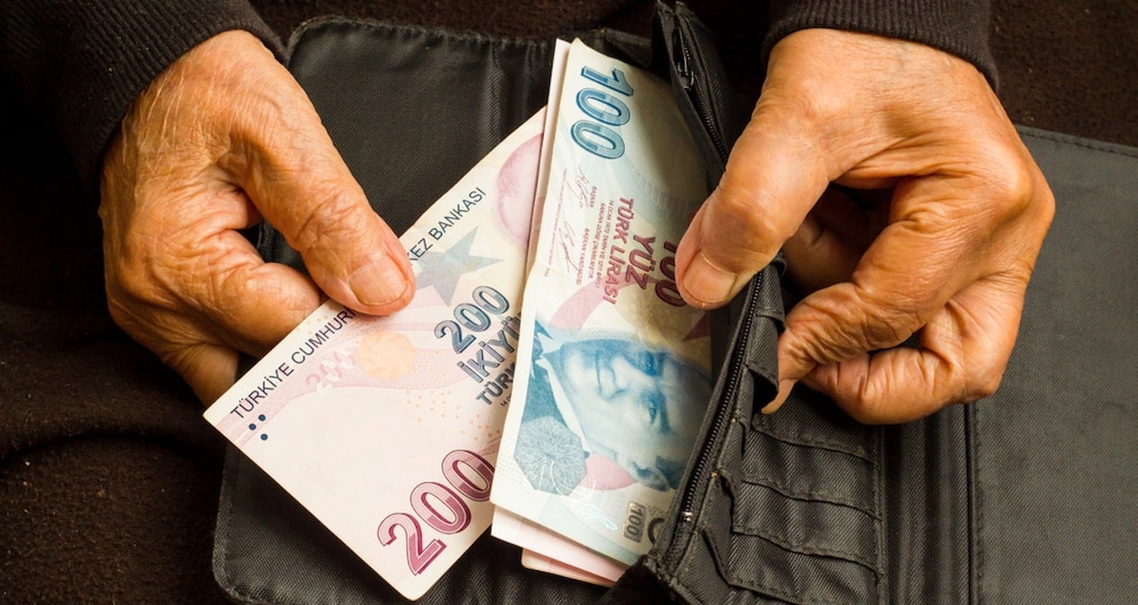 1 milyon tlsini bankaya yatiran ay sonunda sasiriyor kazanci asgari ucretten fazla CrfuG5Ms.jpg