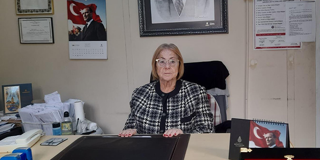 80 yasindaki kadin muhtar muhru 41 yildir kimseye birakmiyor Nv3qkhwv.jpg