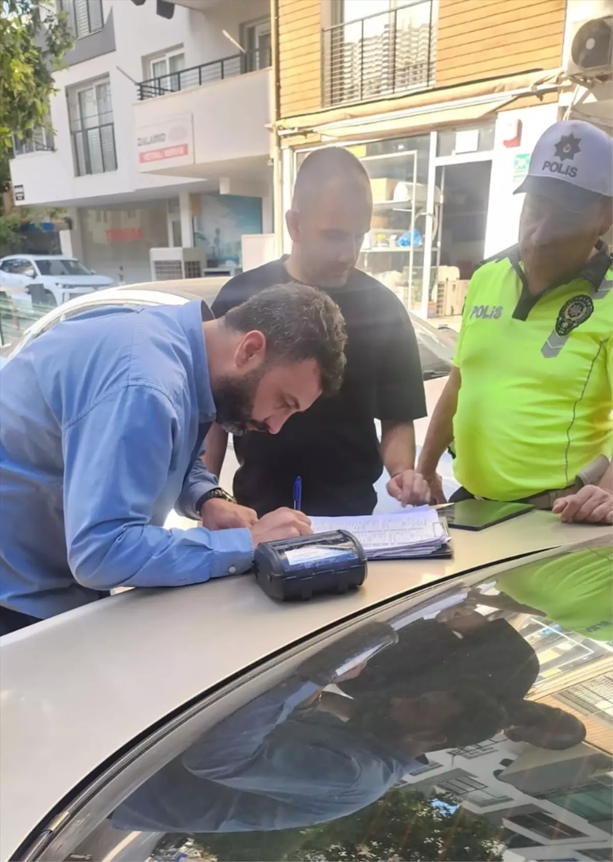 ters yolda giden surucuye 46 bin ceza UhIP4IeV.jpg